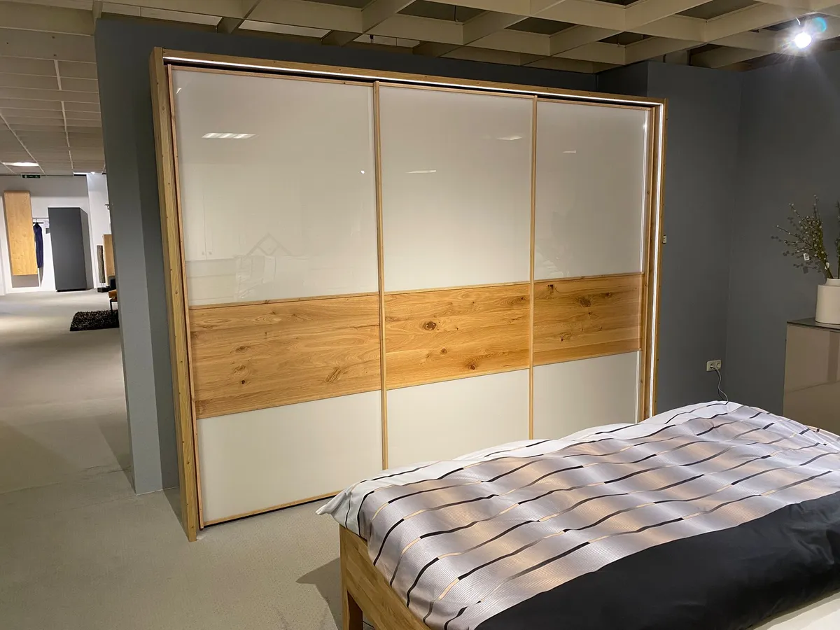 Schwebetürenschrank Bari